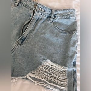 Hollister Vinatge Distressed Shorts